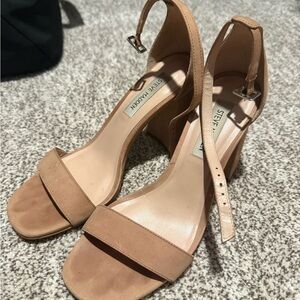 Steve Madden Tan Heeled Sandals with Ankle Strap